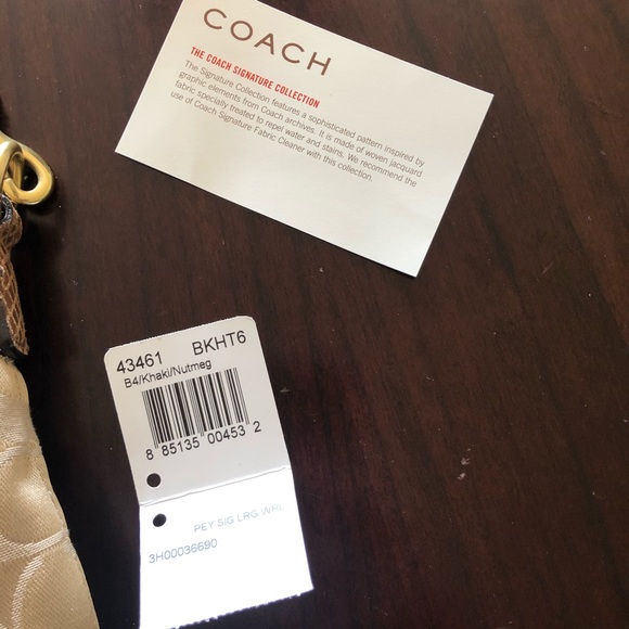Coach Signature Collection Large Wristlet - Picture 6 of 11